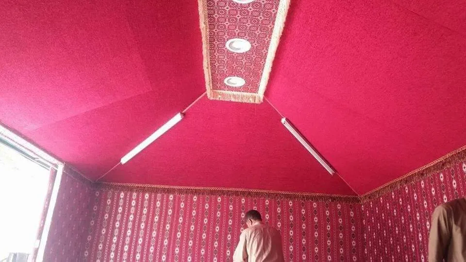بيوت شعر وخيام